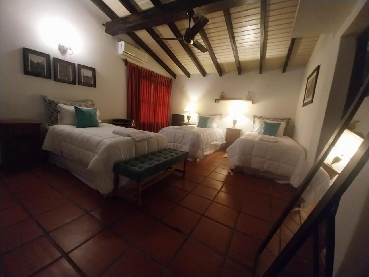 Posada La Celia Eugenio Bustos Eksteriør billede