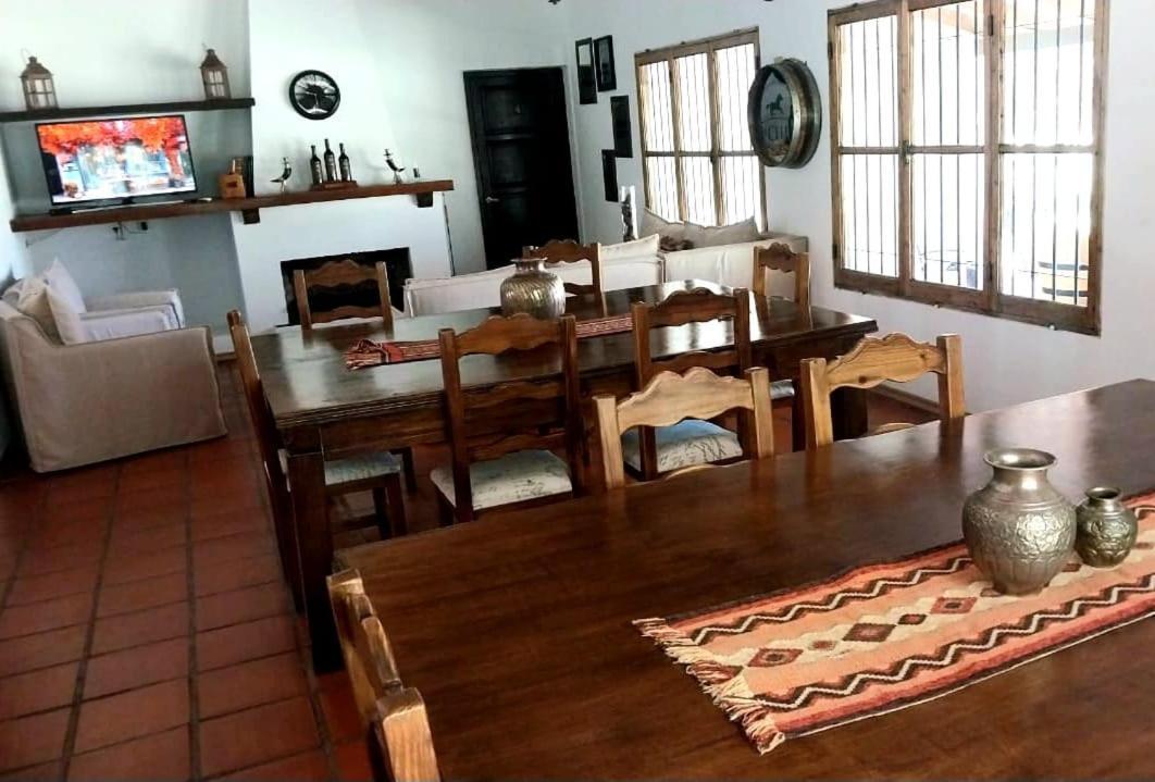 Posada La Celia Eugenio Bustos Eksteriør billede